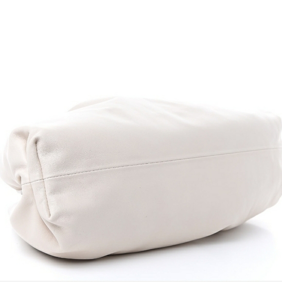 Bottega Veneta The Pouch Oversized Clutch In Mist - Picture 3 of 16